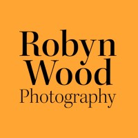 Robyn Wood Photography logo